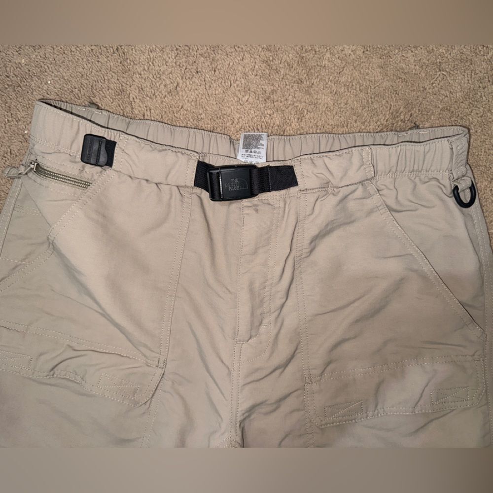 North Face hiking pant/short - Picture 4 of 9